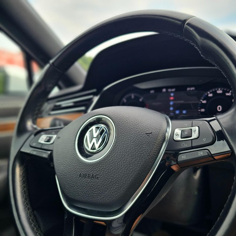 Volkswagen Passat R-Line 2018 second hand – Mașini în Rate Baia Mare
