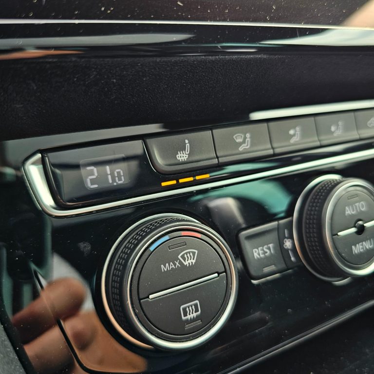 Volkswagen Passat R-Line 2018 second hand – Mașini în Rate Baia Mare