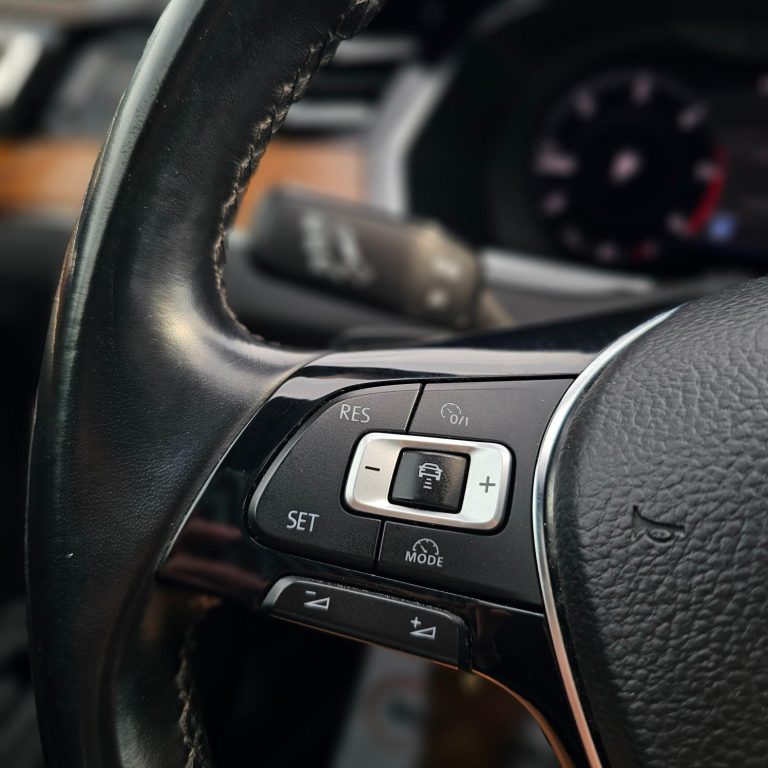 Volkswagen Passat R-Line 2018 second hand – Mașini în Rate Baia Mare