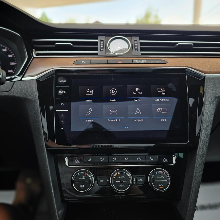 Volkswagen Passat R-Line 2018 second hand – Mașini în Rate Baia Mare