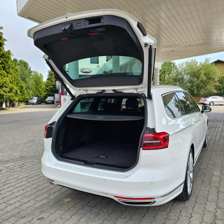 Volkswagen Passat R-Line 2018 second hand – Mașini în Rate Baia Mare