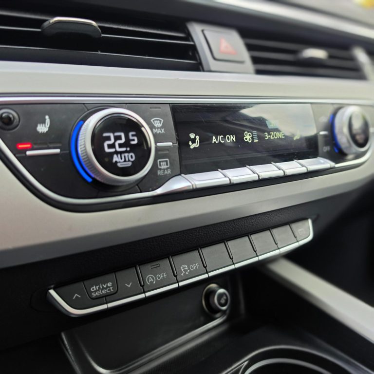 Audi A4 QUATTRO 2017 second hand – Mașini în Rate Baia Mare