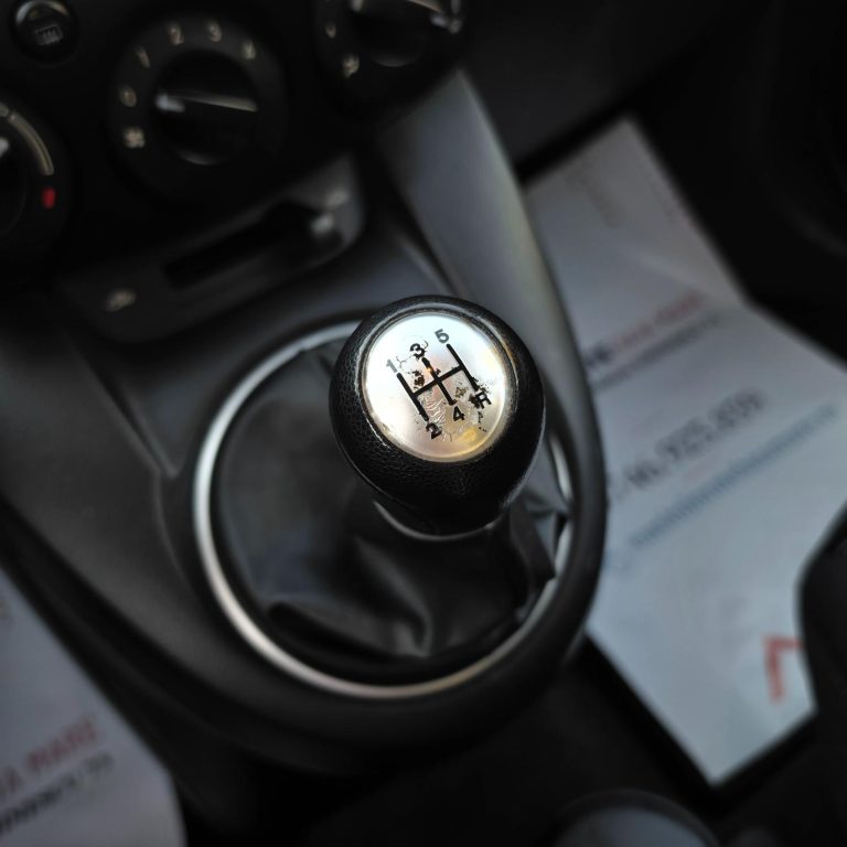 Mazda 2 2009 second hand – Mașini în Rate Baia Mare