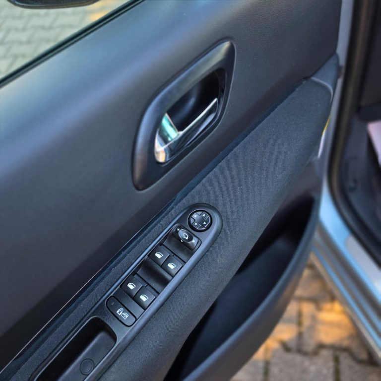Peugeot 3008 2012 second hand – Mașini în Rate Baia Mare