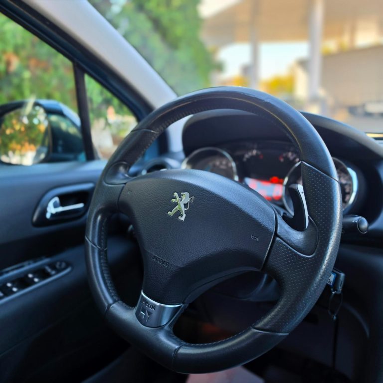 Peugeot 3008 2012 second hand – Mașini în Rate Baia Mare